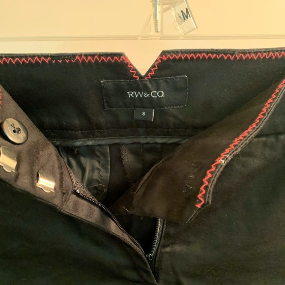 Black RW&Co. Shorts - Picture 3 of 4